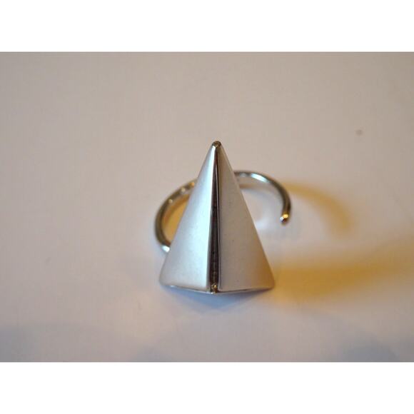 Joomi Lim Women's Silver Triangle Pyramid Skull Open Ring NWOT 138 - Picture 2 of 6